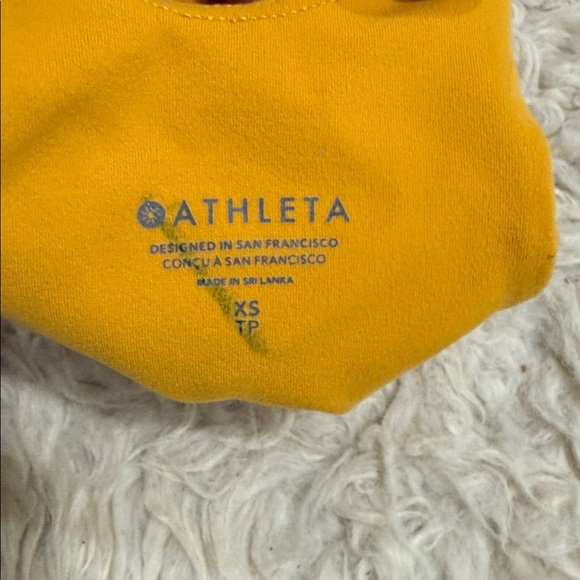 Athleta Conscious Crop Bra A-C in Abyssian yellow size XS - Picture 6 of 6